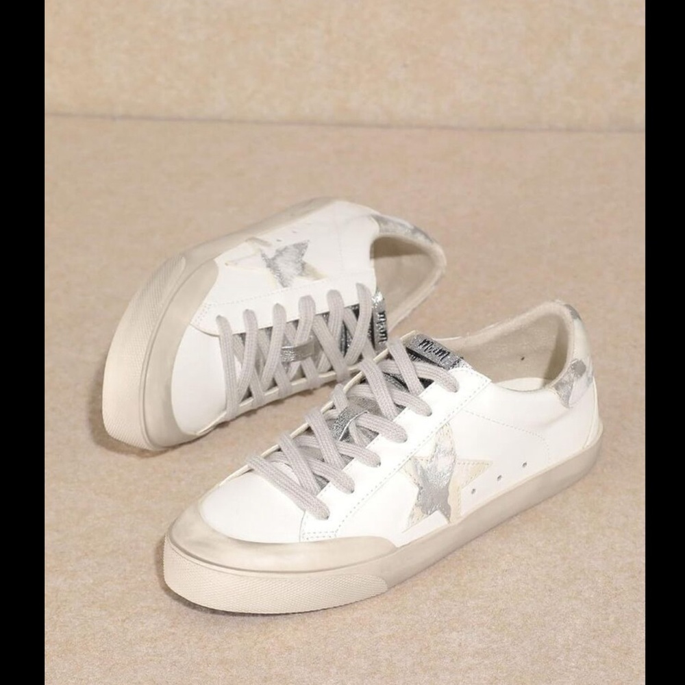 Mi.iM Sadie Rubber Sole Lace-up Leather Star Sneakers size 10